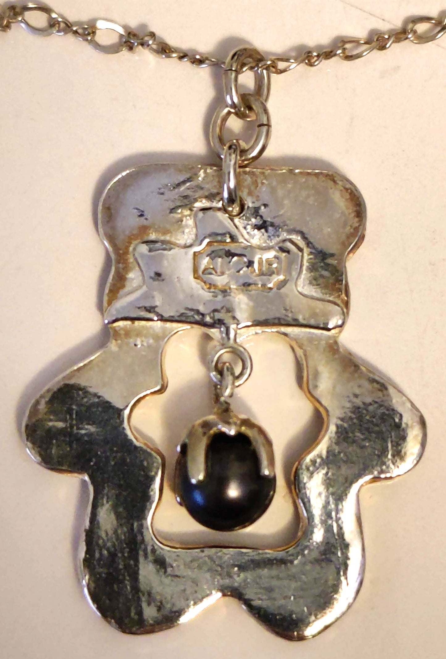 Teddy Bear Pendant w/Black Culture Pearl and 20" Sterling Silver Chain